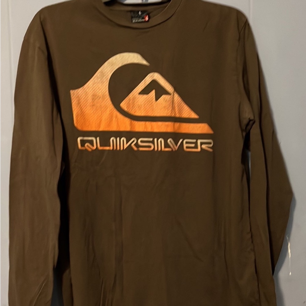 Quick Silver long sleeve tee